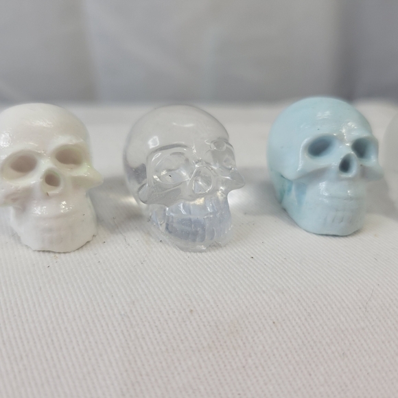 Handmade Resin Skulls - Picture 2 of 5